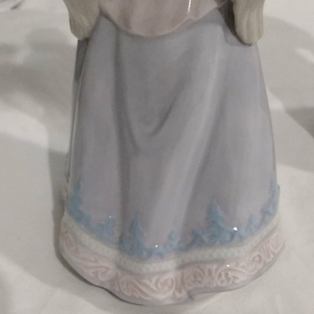 SALE Bundle Of Beautiful Angels - Picture 7 of 14